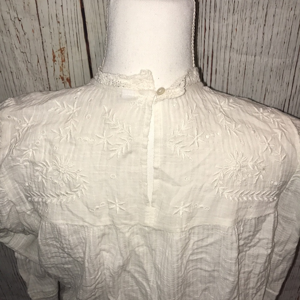 Zara blouse - Picture 3 of 3